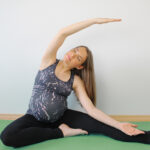 Yoga_Schwangere_Seitneigung_1086px